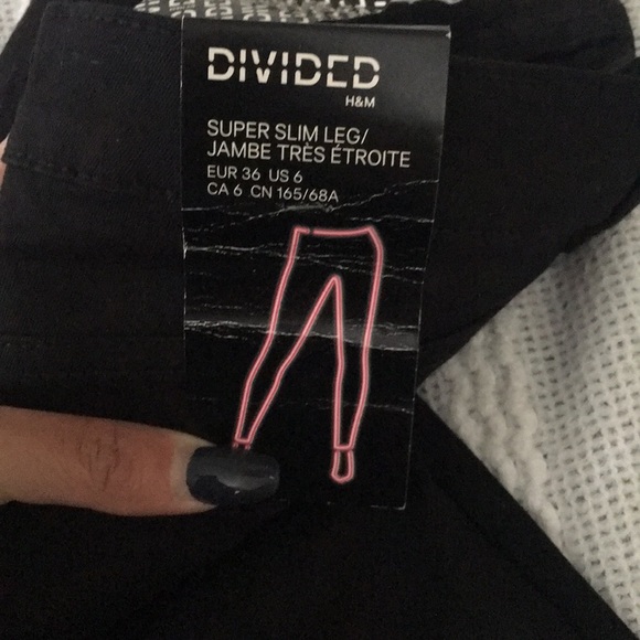 H&M Super Slim Pants - Picture 2 of 3
